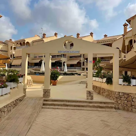 Close To Beach, Child-friendly Townhouse With Large Pool Santa Pola